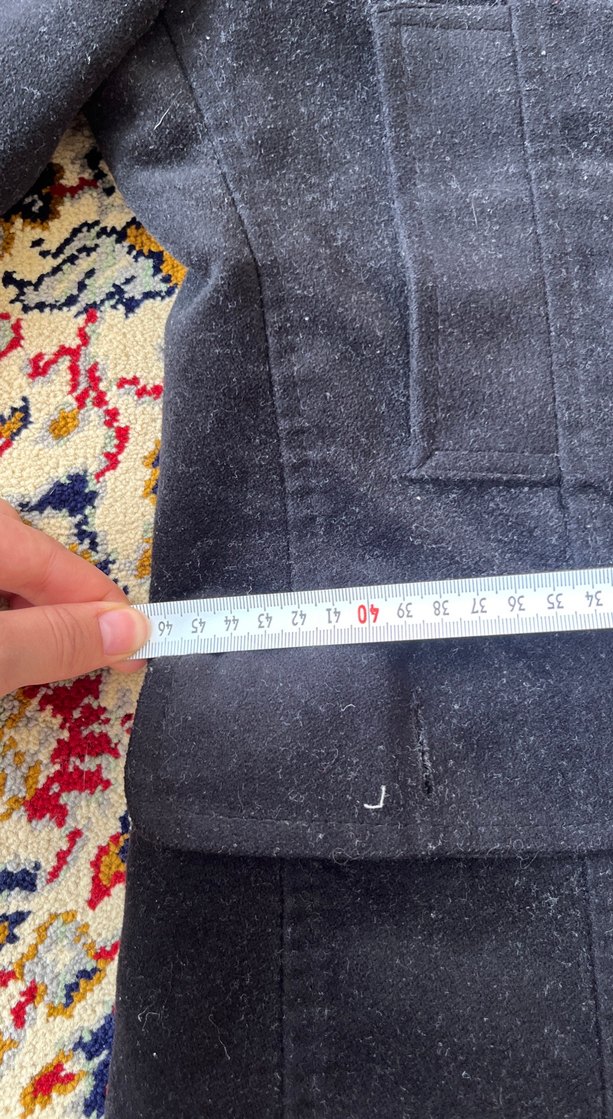 Siyah Düğmeli vintage kavan - Görsel 3