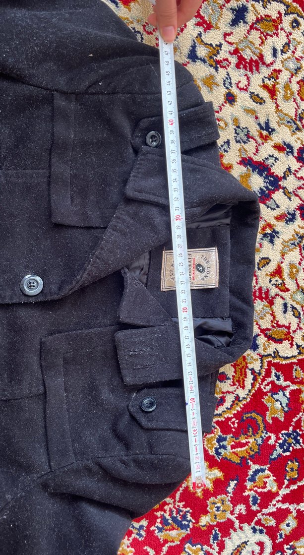 Siyah Düğmeli vintage kavan - Görsel 4