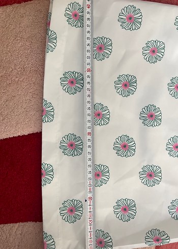 Beyaz Çiçek Desenli Bol Kesim Kadın Pantolon - Görsel 3