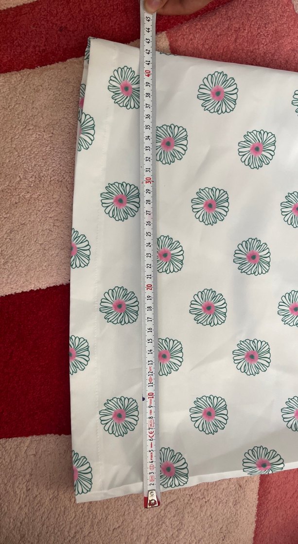 Beyaz Çiçek Desenli Bol Kesim Kadın Pantolon - Görsel 3