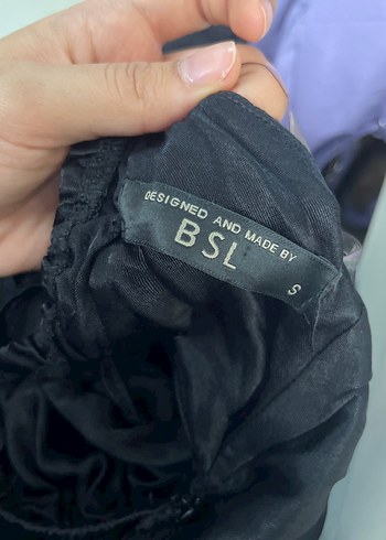 Siyah V Yakalı Uzun saten elbise - Görsel 4