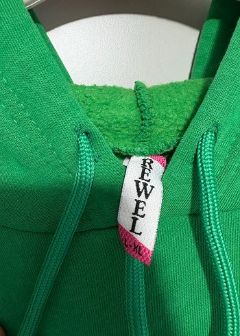 Kadın Yeşil Kapüşonlu Salaş Sweatshirt - Görsel 4