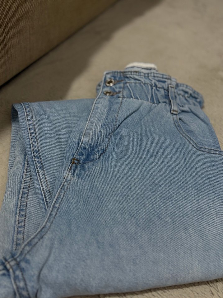 Düğmeli Mavi Bol Kesim Midi Kot Pantolon - Görsel 2