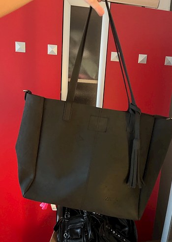 Siyah Deri Püsküllü Kadın Çanta - Görsel 2