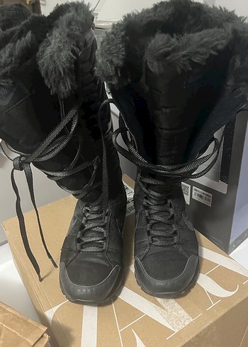 NİKE Siyah Kürklü Kadın çizme - Görsel 2