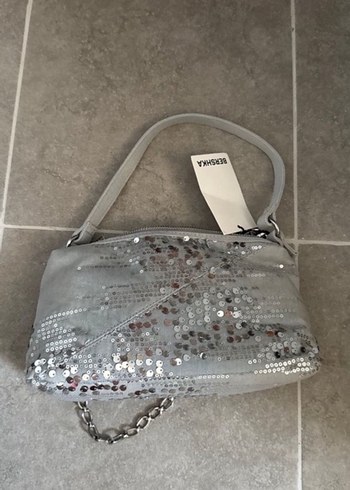 Bershka pullu Gri Zincir Detaylı Kadın Çanta - Görsel 2