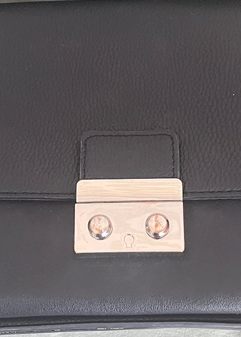 Siyah Deri Kadın Çanta Tokalı - Görsel 2