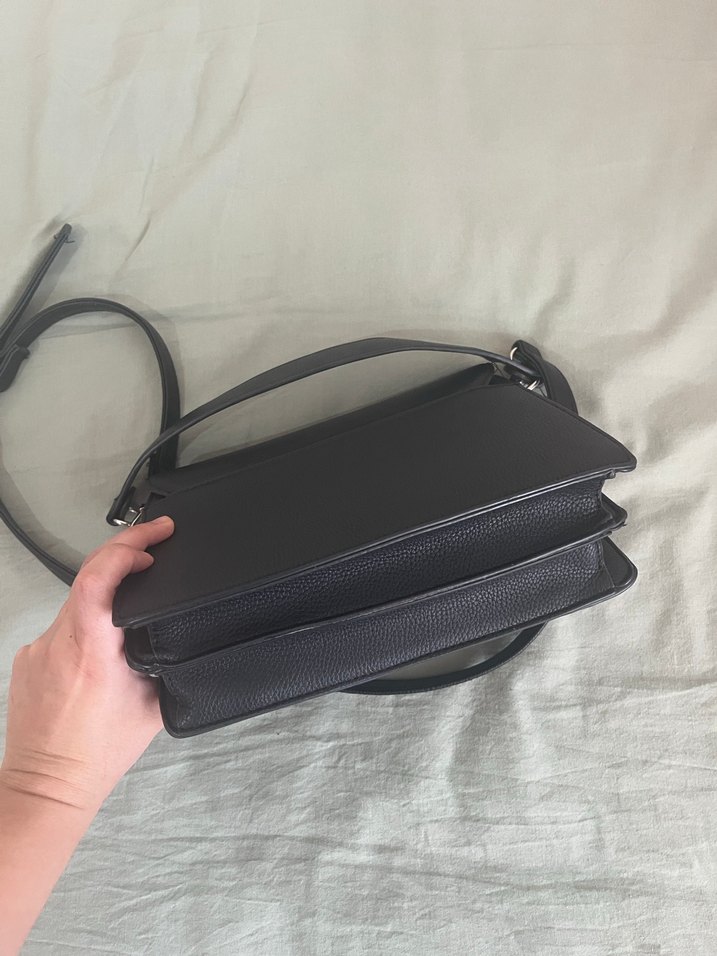 Siyah Deri Kadın Çanta Tokalı - Görsel 5