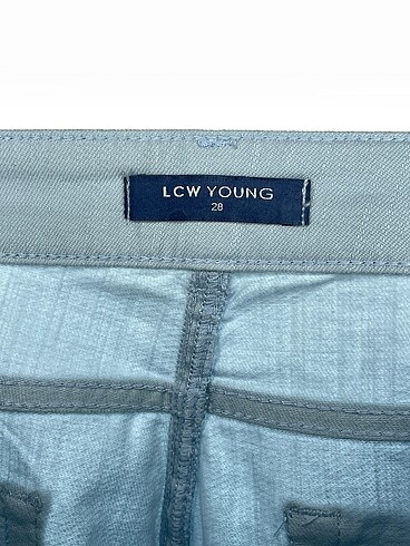 28 Beden mavi Renk LC Waikiki Jean / Kot %70 İndirimli.