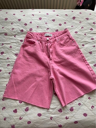 pembe şort