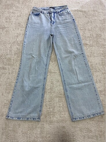 Zara straight jean