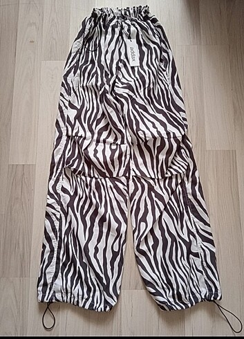 m Beden Paraşüt pantolon