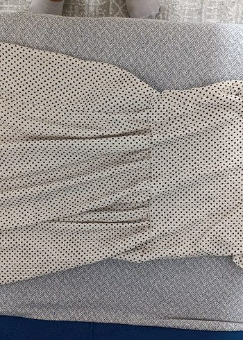 9 Yaş Beden Zara Gri Puantiyeli kız çocuk elbise krem renk
