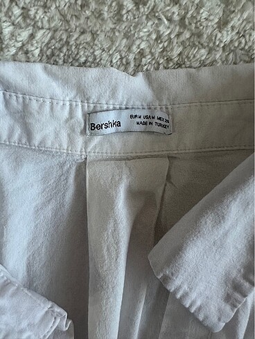 m Beden beyaz Renk Bershka Uzun Kollu Streç Poplin Korse Gömlek