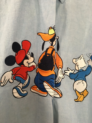 m Beden Disney gomlek