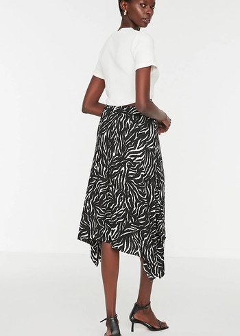 Zebra Desenli Uzun Midi Etek milla trendyolmilla - Görsel 2