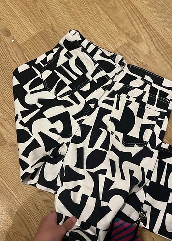 Siyah beyaz geometrik desenli baggy pantolon - Görsel 7