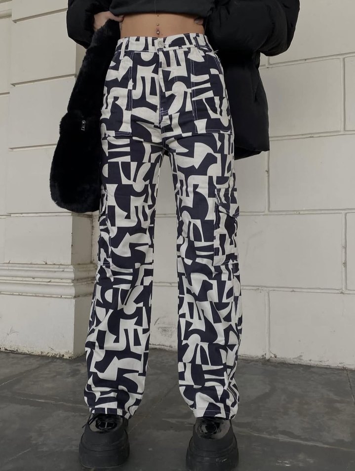 Siyah beyaz geometrik desenli baggy pantolon - Görsel 2