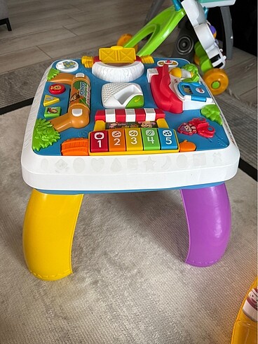 Beden Fisher price aktivite masası