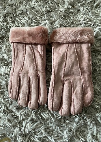 Peluş Detaylı Pembe Kadın Eldiven - Görsel 2