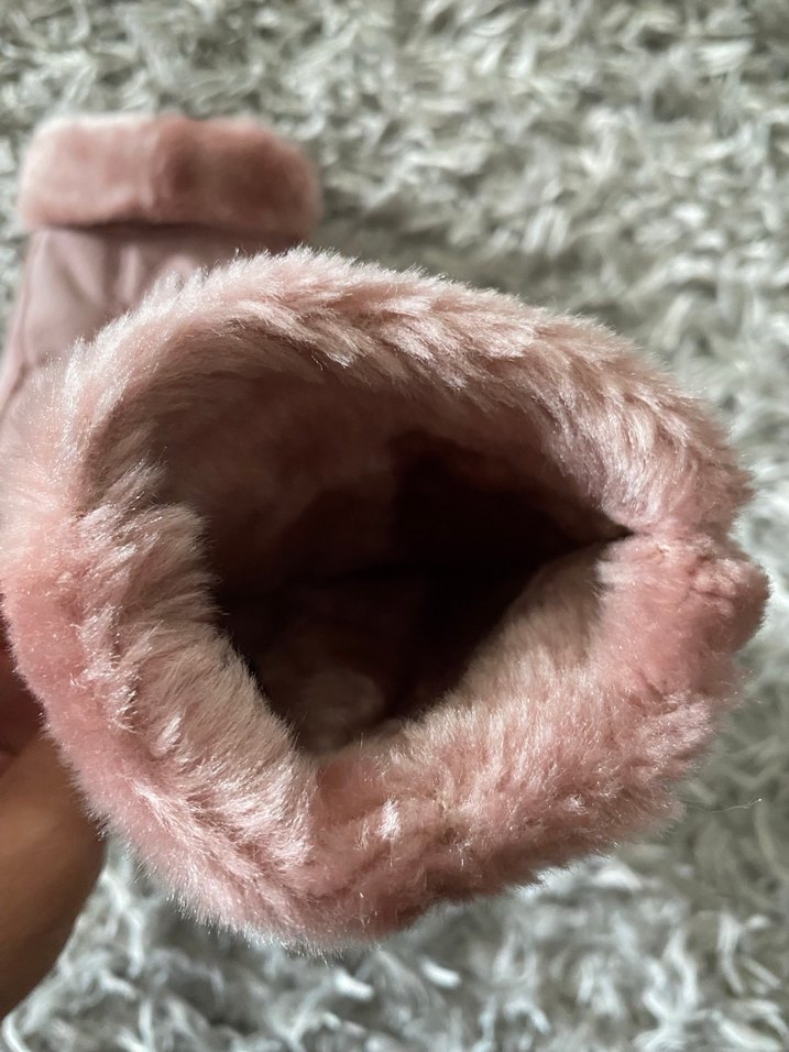 Peluş Detaylı Pembe Kadın Eldiven - Görsel 3