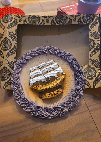 Altın Renkli Vintage Bodrum Rozeti - Görsel 5