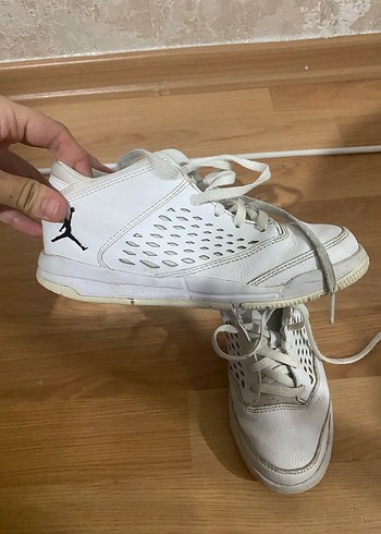 31 Beden Beyaz Bağcıklı Kadın Spor Ayakkabı