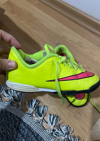 32 Beden Sarı Bağcıklı Erkek Spor Ayakkabı