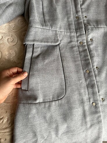 xl Beden Stradivarius gri kaban