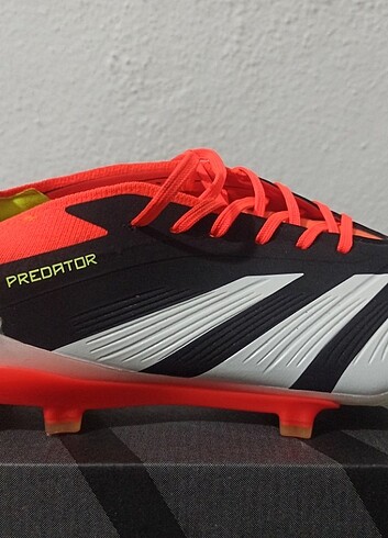 41 Beden kırmızı Renk Orijinal adidas predetor 41.5 numara