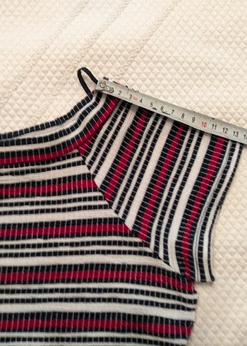 Çizgili kayık yaka crop tişört - Görsel 3