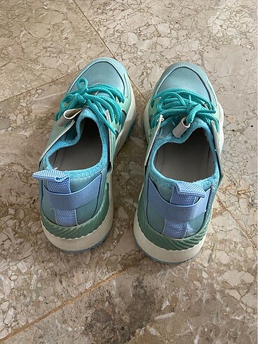 37 Beden 37 no sneaker
