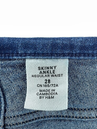 28 Beden mavi Renk H&M Jean / Kot %70 İndirimli.