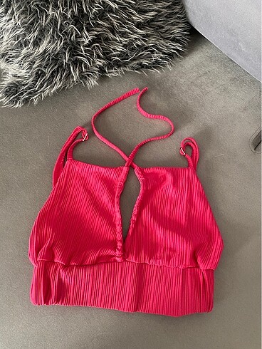 Zara ZARA MODEL DEKOLTE DETAY CROP