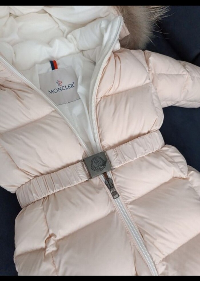 Moncler astronot - Görsel 3