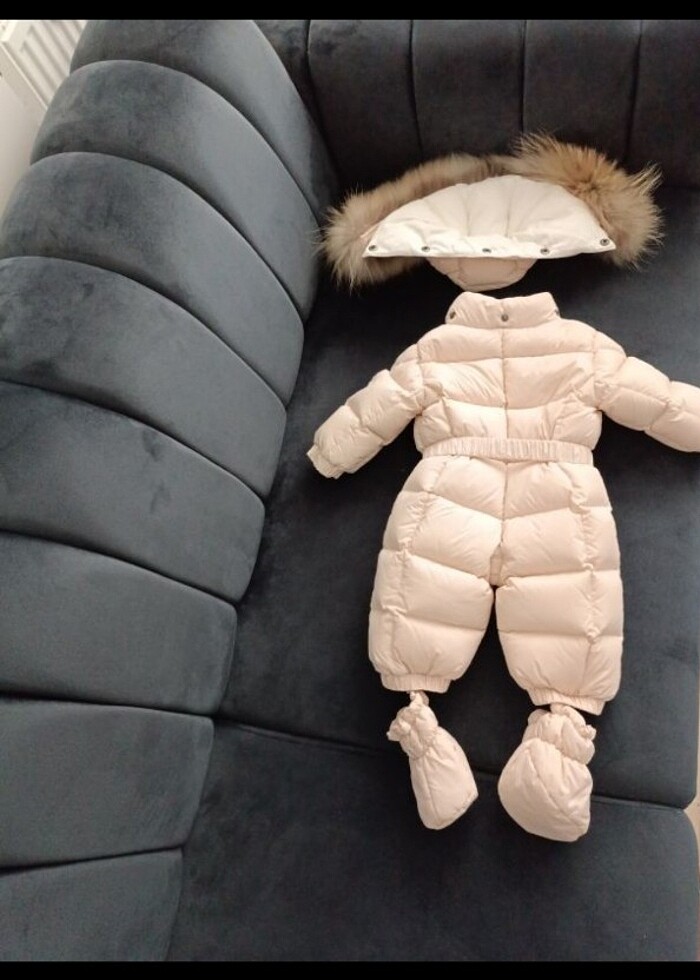 Moncler astronot - Görsel 5