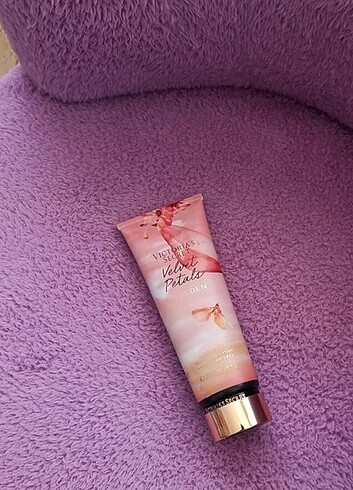 Victoria's SECRET vücut losyonu