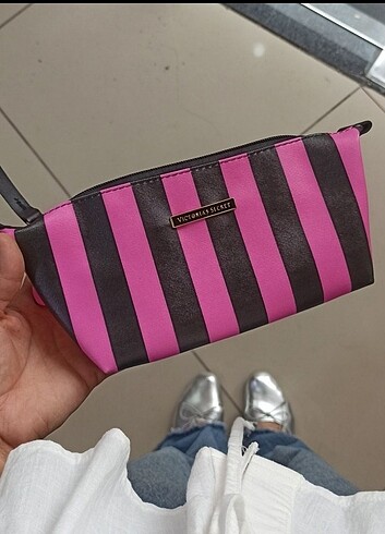 Victoria's SECRET makyaj çantası