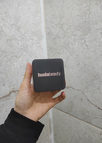 Huda Easy Bake Pound Cake Loose Toz Pudra - Görsel 3