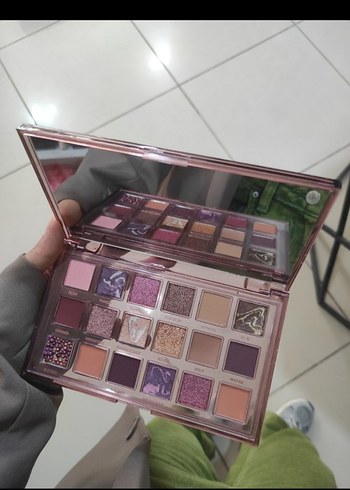 Huda Beauty