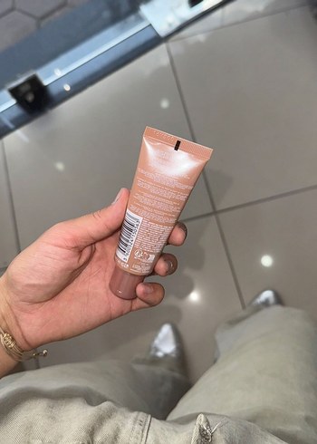 L'Oréal Paris L'Oreal Lumi Glotion 102