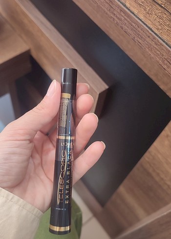 L'Oréal Paris Koyu Haki Renk Maskara