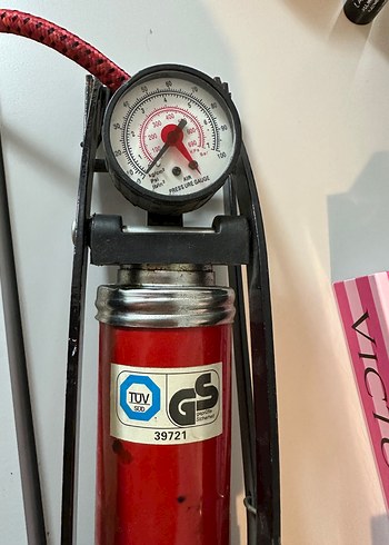 Dyson Kırmızı Ayak Pompası Manometreli