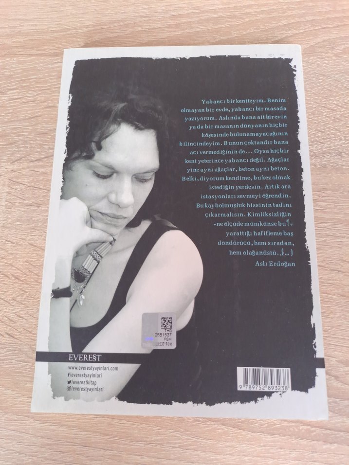 Bir Kez Daha - Aslı Erdoğan - Görsel 2