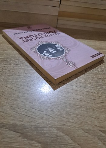 Beden Renk Halide Nusret Zorlutuna - Benim Küçük Dostlarım