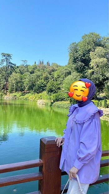Tesettür Lila fırfır detaylı gömlek