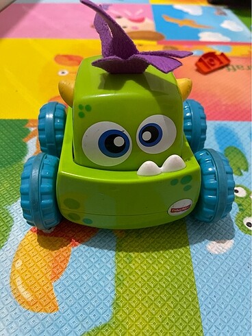 Sevimli canavarlar kamyonu fisher price