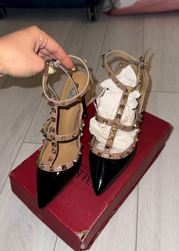 Siyah bej Parlak Yılan Desenli Tokalı Stiletto valentino muadili - Görsel 3