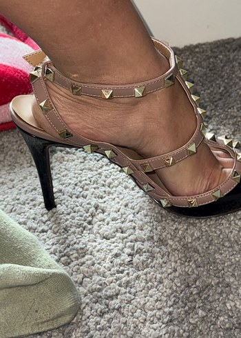 Siyah bej Parlak Yılan Desenli Tokalı Stiletto valentino muadili - Görsel 5