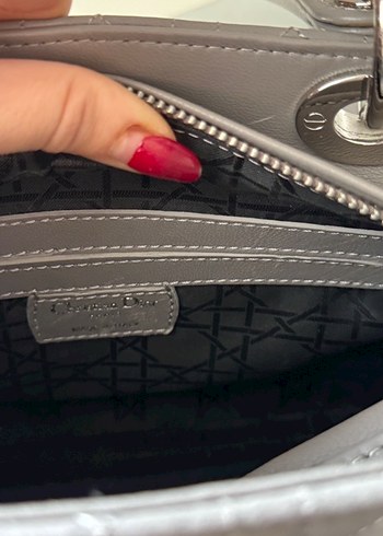 Dior replika Gri Zincir Detaylı Deri Kadın Çanta - Görsel 7